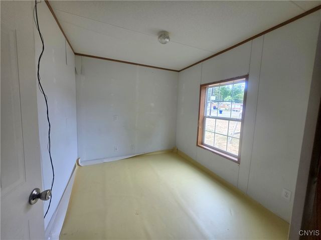 186 Henderson Lane, Brutus, NY 13166