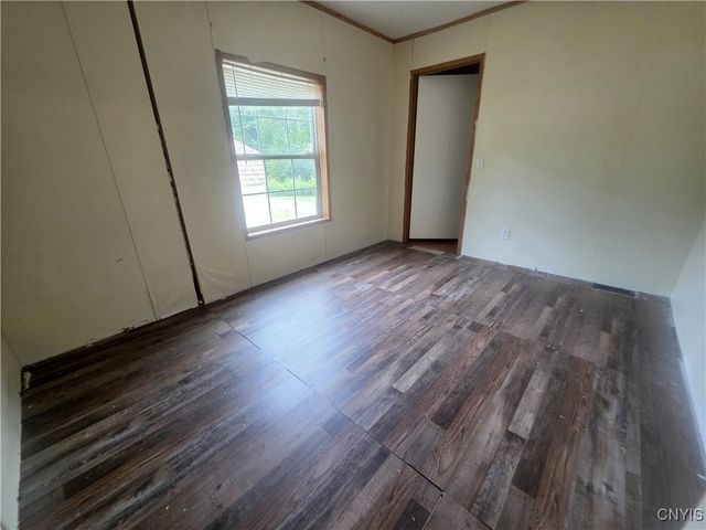 186 Henderson Lane, Brutus, NY 13166