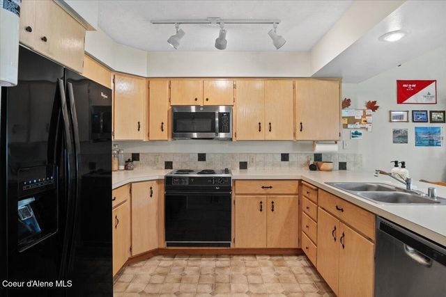 4922 W VILLAGE BLVD, #5, Rathdrum, ID 83858