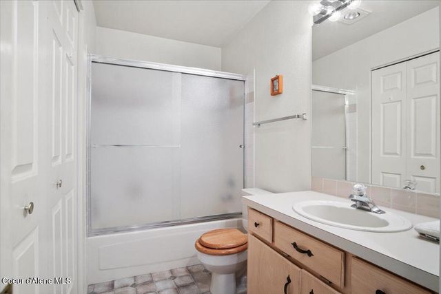 4922 W VILLAGE BLVD, #5, Rathdrum, ID 83858