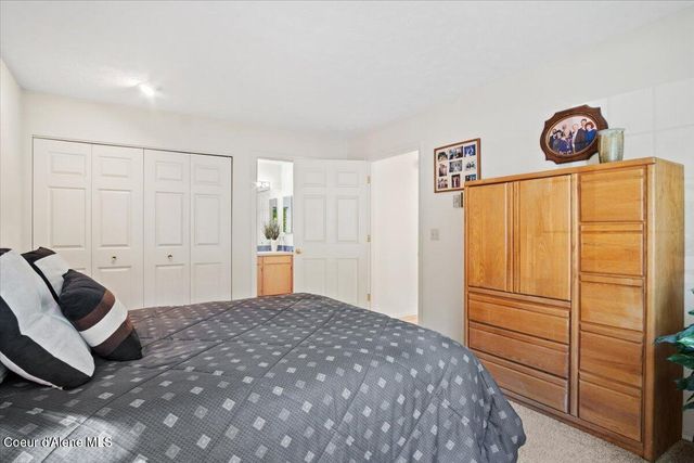 4922 W VILLAGE BLVD, #5, Rathdrum, ID 83858