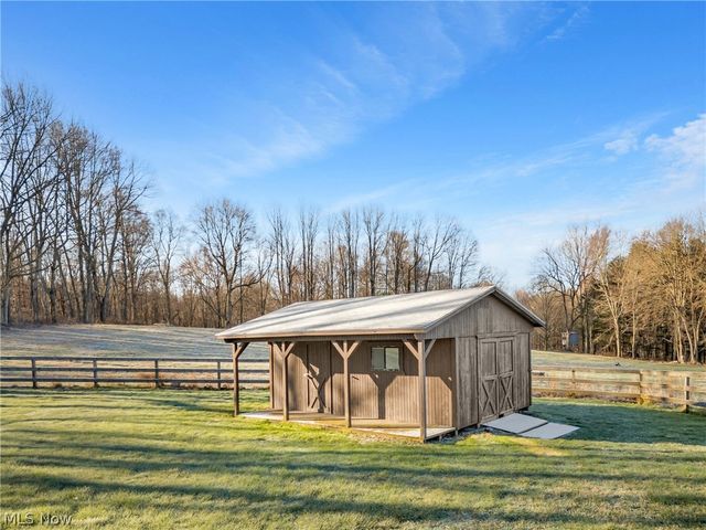 24235 Ridge Road, East Rochester, OH 44625