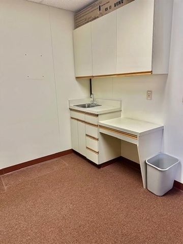 251 7th Street C-204, New Kensington, PA 15068