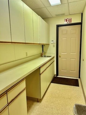 251 7th Street C-204, New Kensington, PA 15068