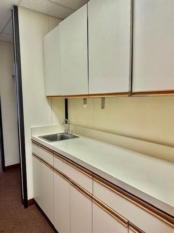 251 7th Street C-204, New Kensington, PA 15068