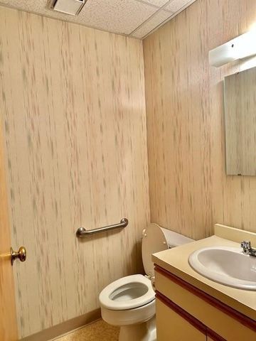 251 7th Street C-204, New Kensington, PA 15068