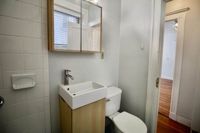 32 Ransom 4, Boston, MA 02135