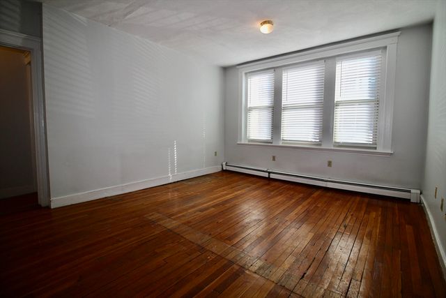 32 Ransom 4, Boston, MA 02135