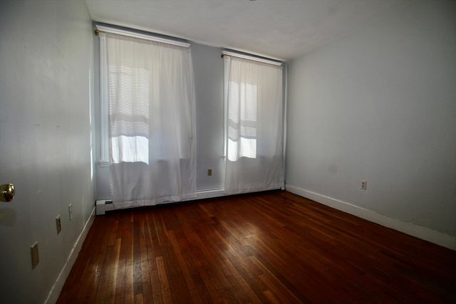 32 Ransom 4, Boston, MA 02135