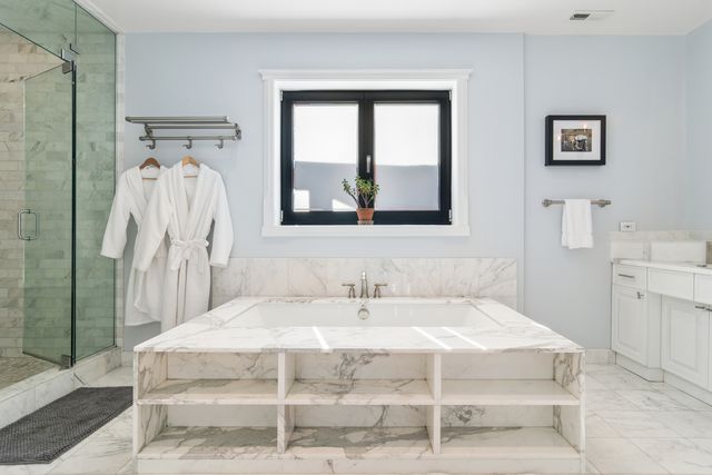 1939 N Bissell Street, Chicago, IL 60614