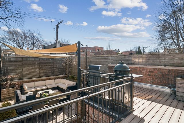 1939 N Bissell Street, Chicago, IL 60614