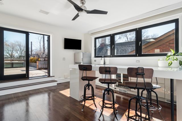 1939 N Bissell Street, Chicago, IL 60614