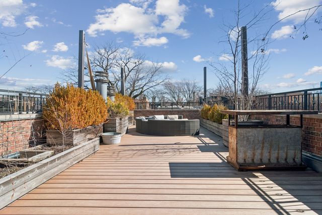 1939 N Bissell Street, Chicago, IL 60614