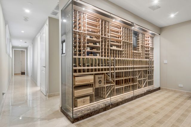 1939 N Bissell Street, Chicago, IL 60614