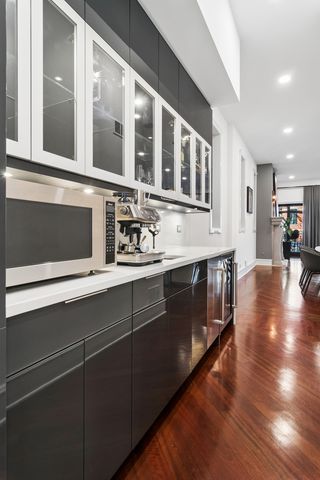 1939 N Bissell Street, Chicago, IL 60614