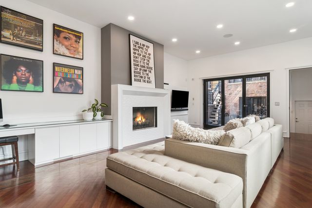 1939 N Bissell Street, Chicago, IL 60614