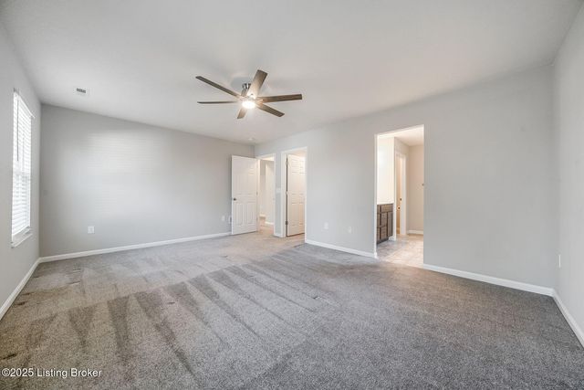 8425 Splendid Pt, Louisville, KY 40229