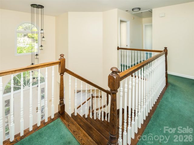 39 Eastmoor Drive, Asheville, NC 28805