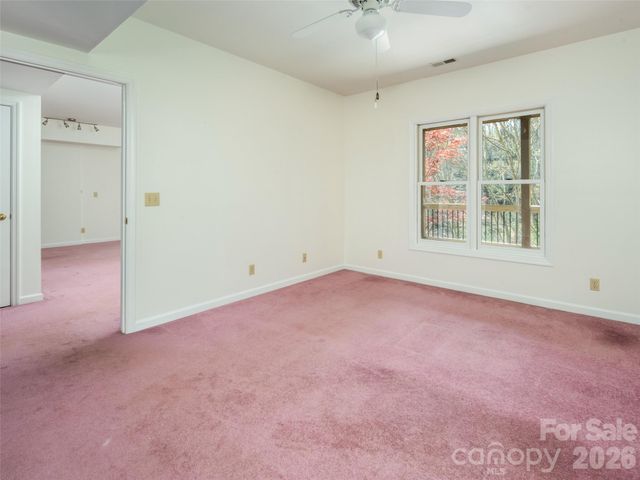 39 Eastmoor Drive, Asheville, NC 28805