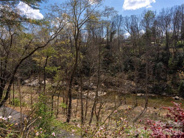 39 Eastmoor Drive, Asheville, NC 28805