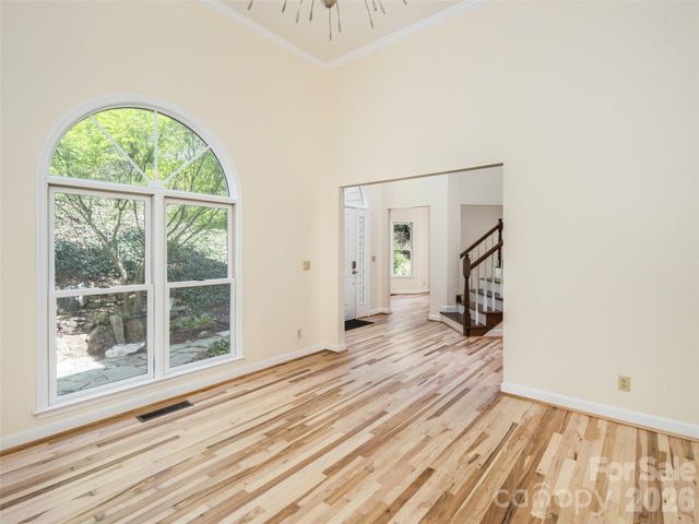 39 Eastmoor Drive, Asheville, NC 28805