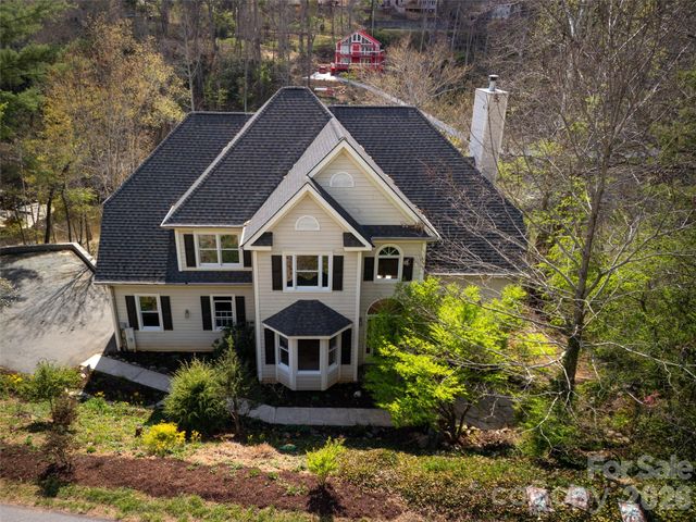 39 Eastmoor Drive, Asheville, NC 28805