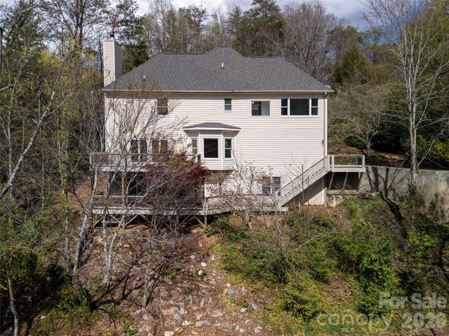 39 Eastmoor Drive, Asheville, NC 28805
