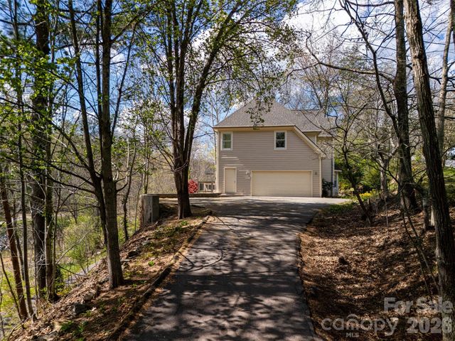 39 Eastmoor Drive, Asheville, NC 28805
