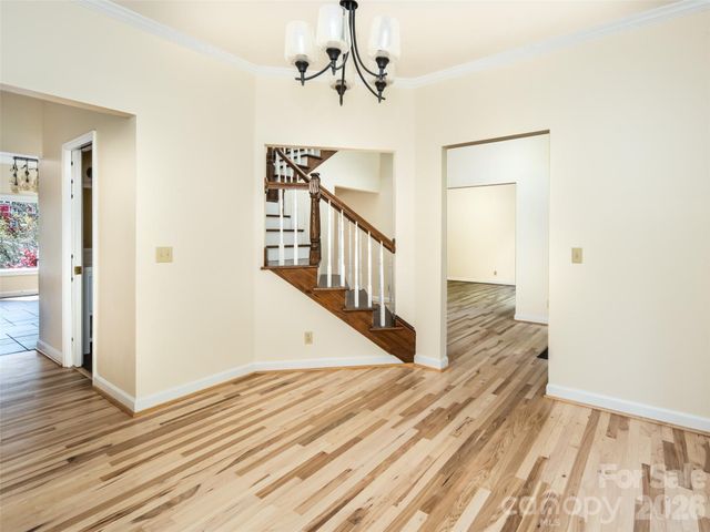 39 Eastmoor Drive, Asheville, NC 28805