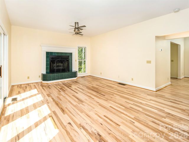 39 Eastmoor Drive, Asheville, NC 28805