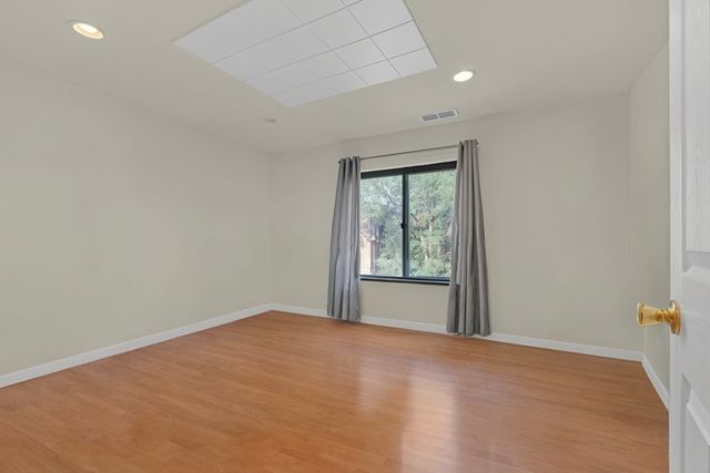 617 Limerick Lane 2B, Schaumburg, IL 60193