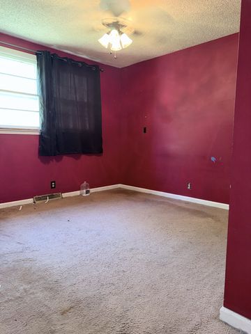2945 Edge Moor Dr, Nashville, TN 37217