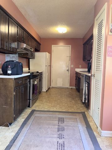 2945 Edge Moor Dr, Nashville, TN 37217