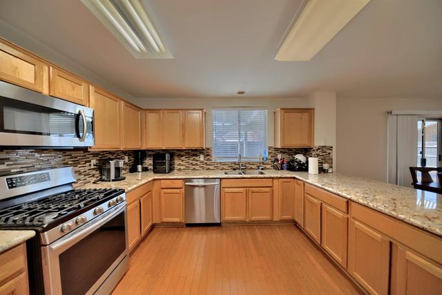 433 Sanderling Dr, Patterson, CA 95363