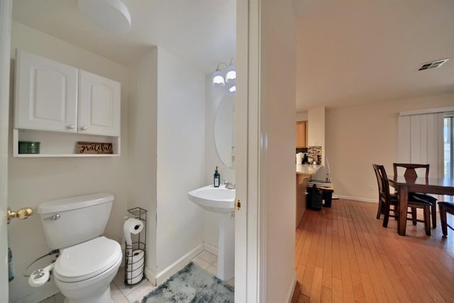 433 Sanderling Dr, Patterson, CA 95363