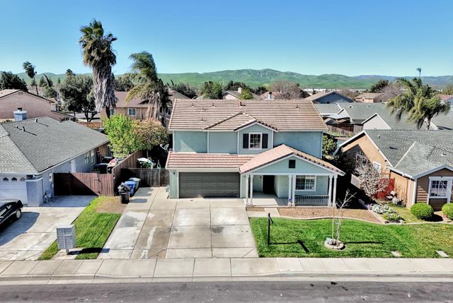 433 Sanderling Dr, Patterson, CA 95363