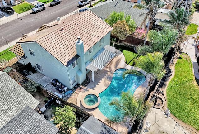 433 Sanderling Dr, Patterson, CA 95363