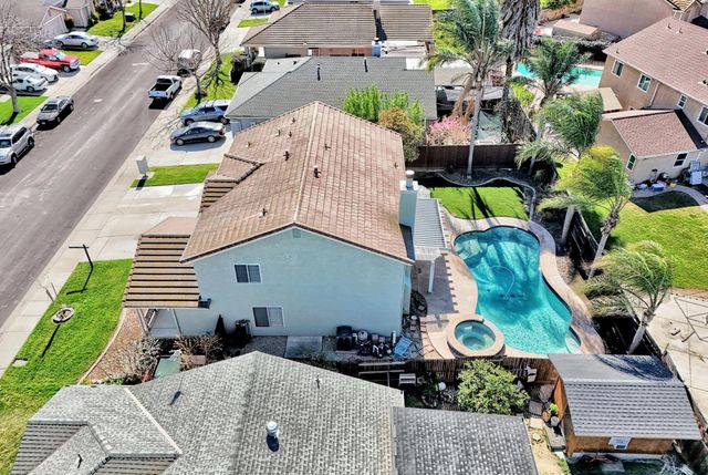 433 Sanderling Dr, Patterson, CA 95363