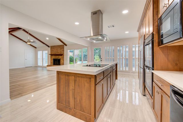 10322 Lynbrook Hollow Street, Houston, TX 77042