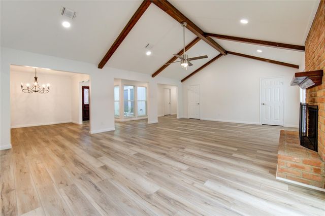 10322 Lynbrook Hollow Street, Houston, TX 77042