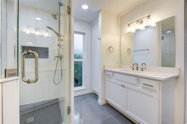 10322 Lynbrook Hollow Street, Houston, TX 77042