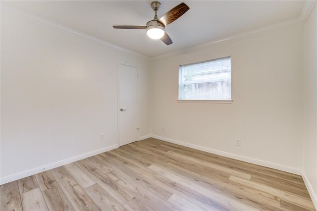 10322 Lynbrook Hollow Street, Houston, TX 77042