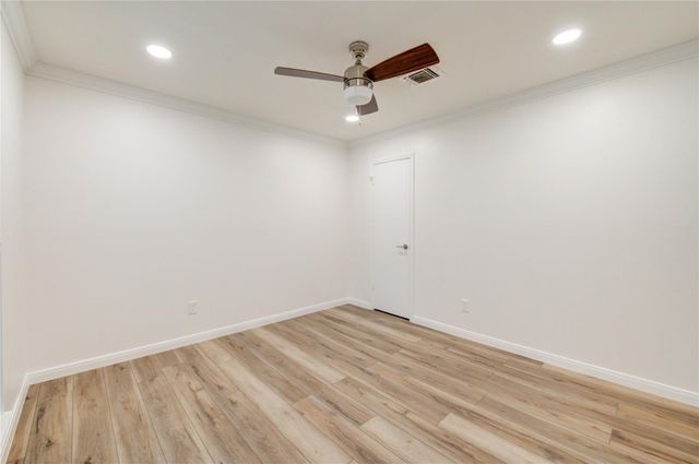 10322 Lynbrook Hollow Street, Houston, TX 77042