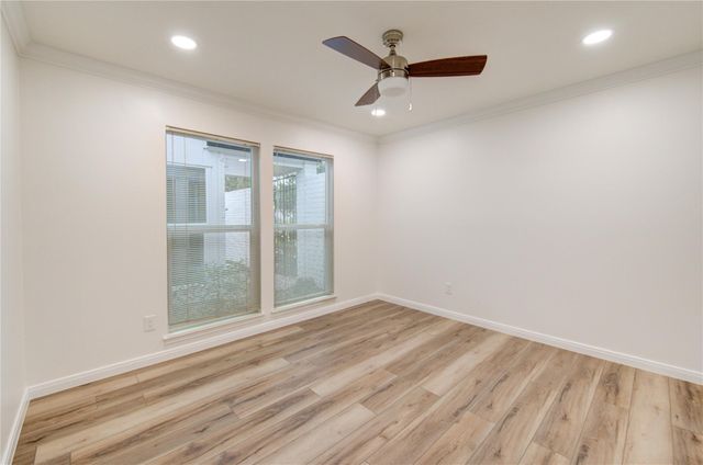 10322 Lynbrook Hollow Street, Houston, TX 77042