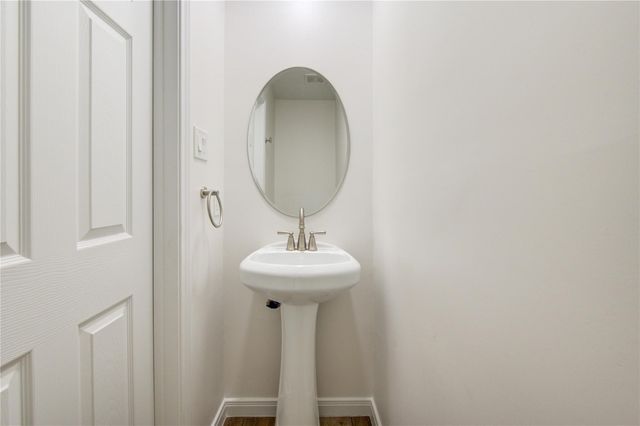 10322 Lynbrook Hollow Street, Houston, TX 77042