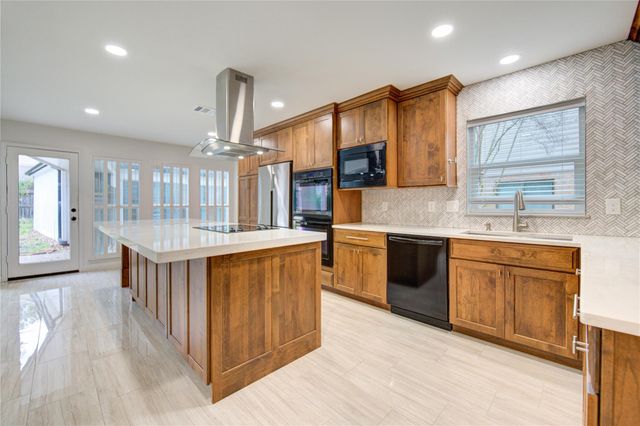 10322 Lynbrook Hollow Street, Houston, TX 77042