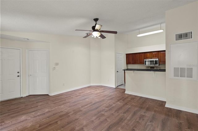 5040 PARK CENTRAL DRIVE 2034, Orlando, FL 32839