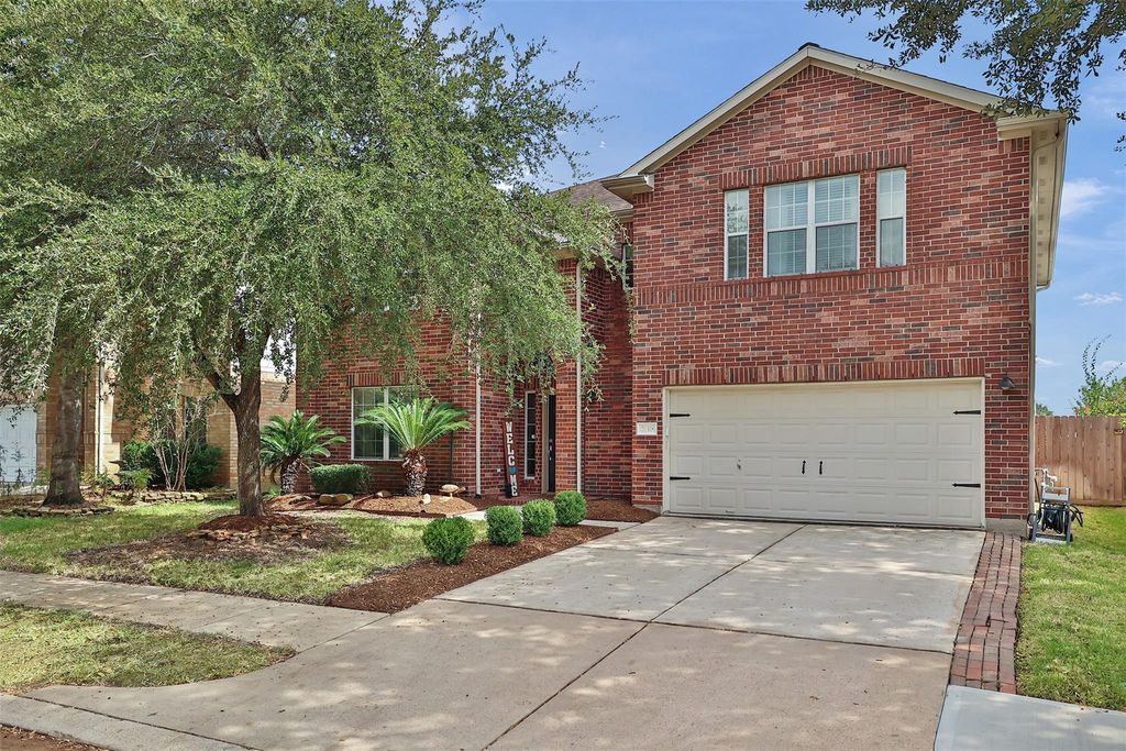 20318 Mammoth Falls Drive, Tomball, TX 77375