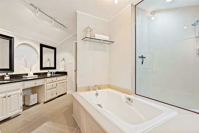 3642 Word Street, Dallas, TX 75204