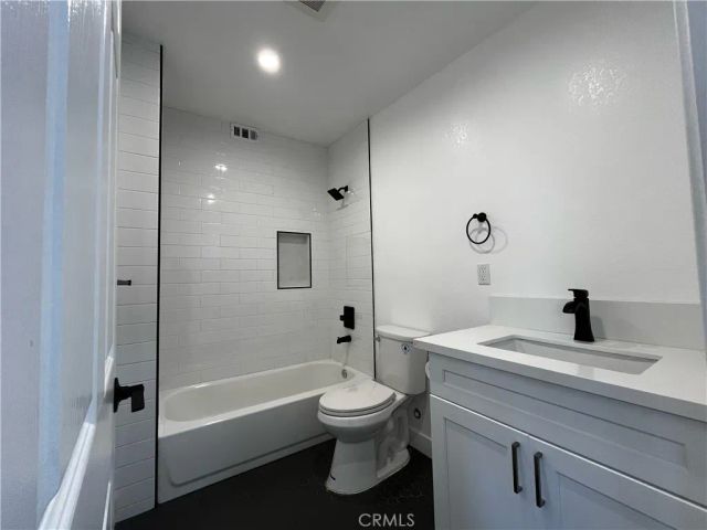 3892 Cherrywood Avenue, Los Angeles, CA 90008